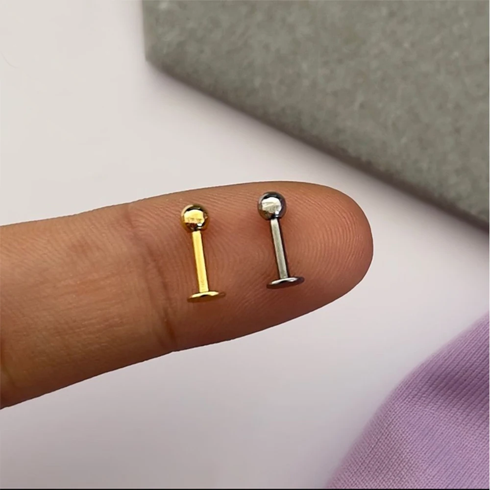 10 قطع من مجوهرات الجسم المصنو - مراجعة Zoor Body Jewelry وسعره