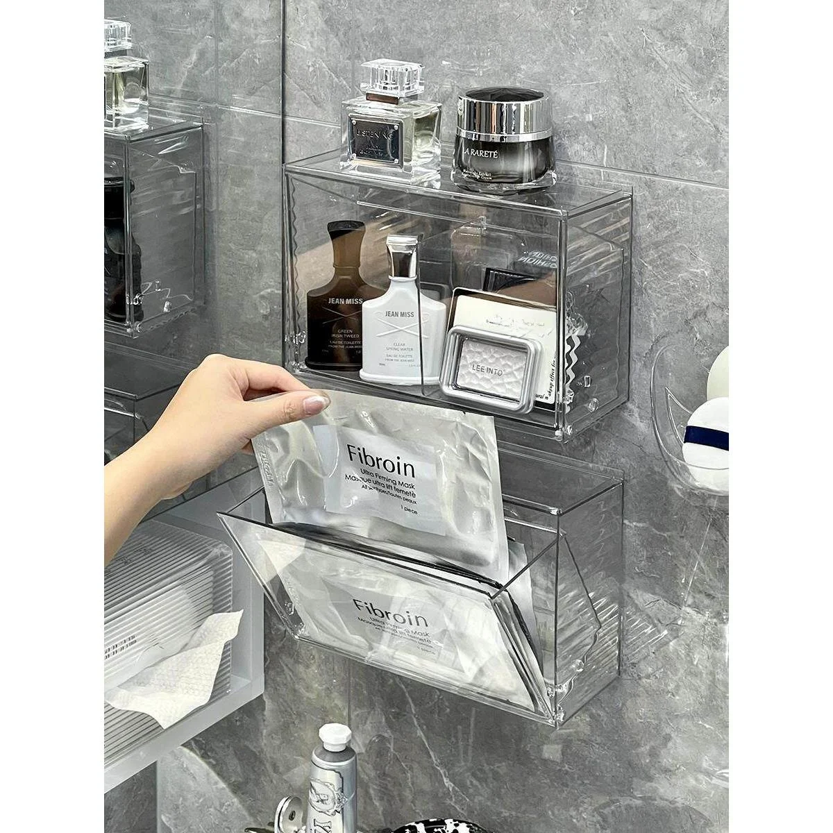 浴室壁掛け透明化粧品収納ボックスフリップカバーマスクとスキンケア製品オーガナイザー防塵ミラーキャビネット