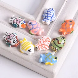 5 adet balık şekli 12x15mm el yapımı boyama seramik porselen dağınık boncuklar takı yapımı için DIY bulgular
