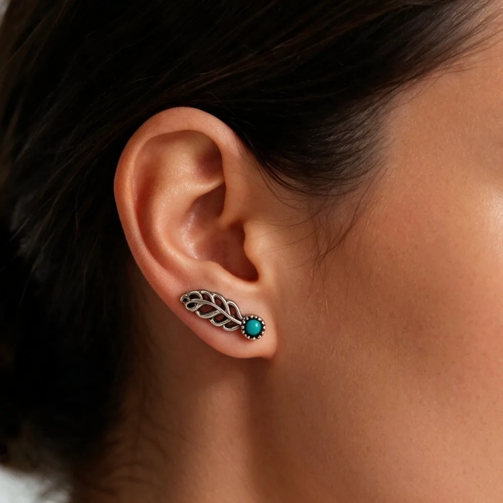 Boho Ethnic Style Ancient Silver Color Hollowed Feather Turquoise Stud Earrings for Women Opera Theater Dressing Jewelry Gift