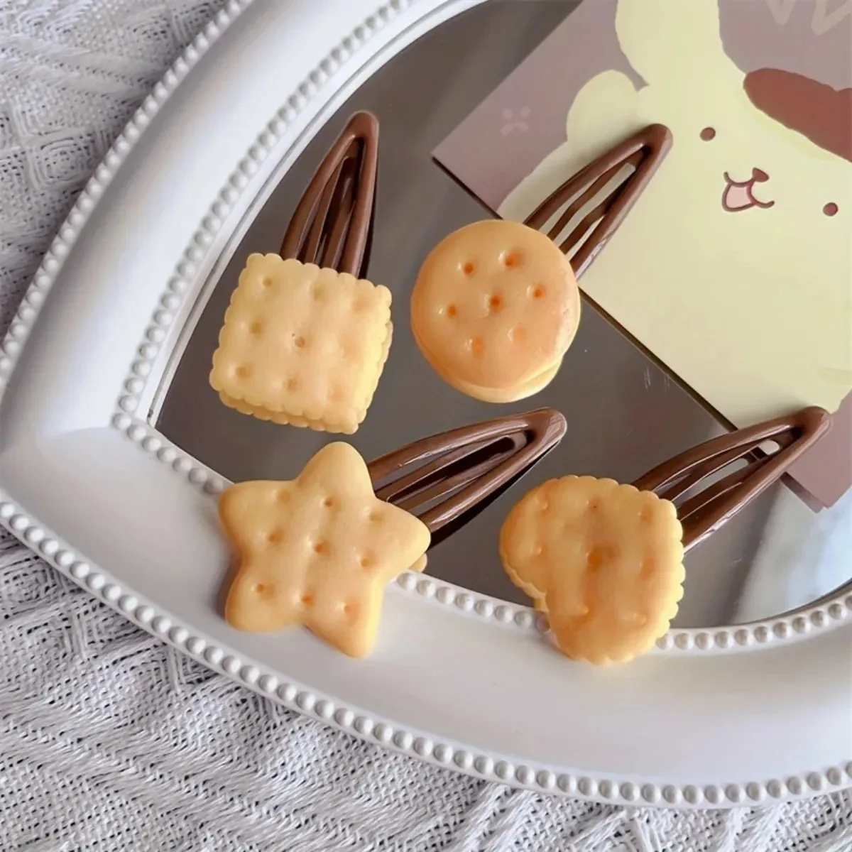 8pcs/Set Adorable Biscuit Theme Hair Clips for Women And Girls Funny Simulation Daily Hairpins Set image 4