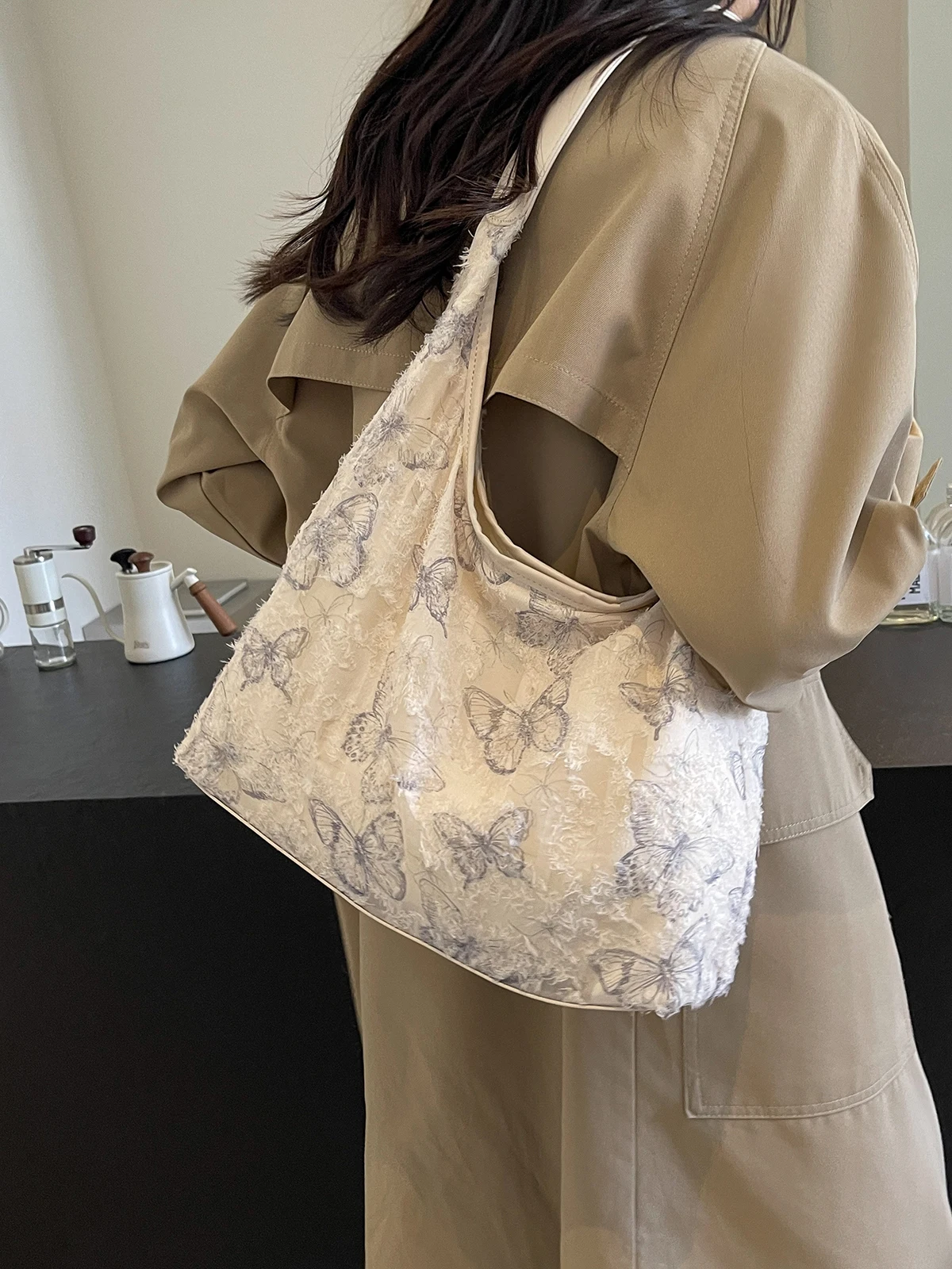 

Women's Leisure Large-capacity Bag 2024 New Fashion Work Shoulder Bag Tote Bucket Bag For College Students.