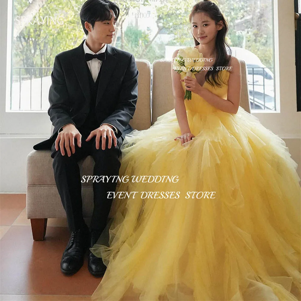 

SPRAYING Korea Photoshoot Simple V-Neck Tulle Spaghetti Strap Wedding Dress Long Tiered Pleat Prom Dress Corset Back Puffy Skirt