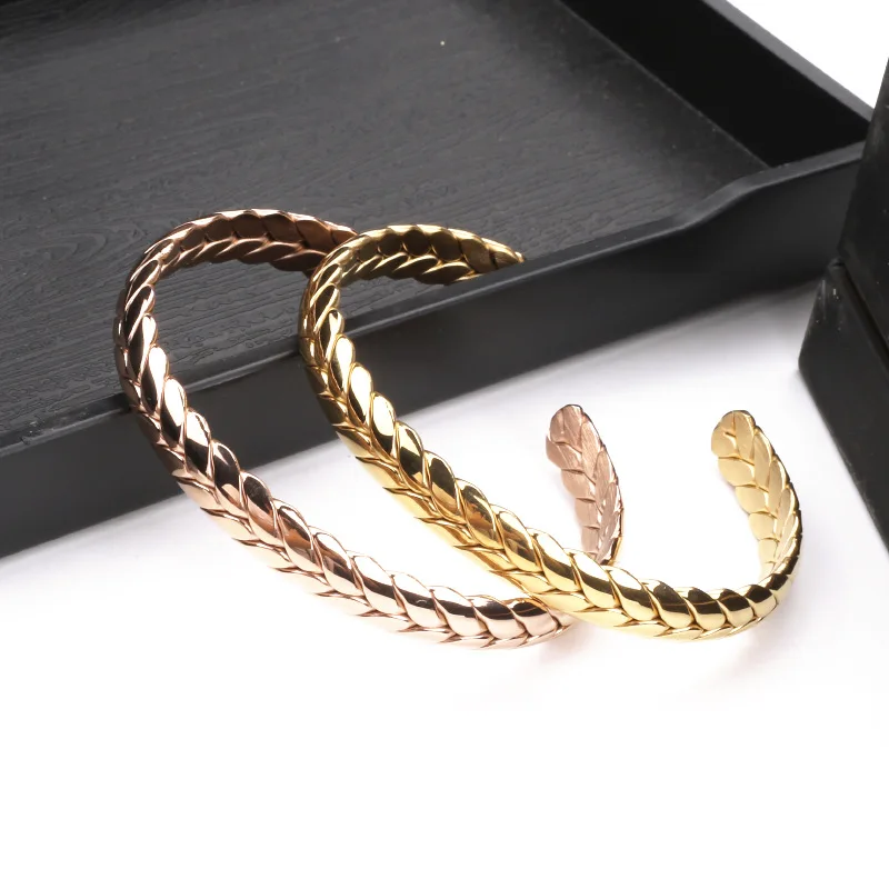 European and American Fashion Stainless Steel Opening Bracelet Wheat Texture C-shaped Bracelet Couple Jewelry