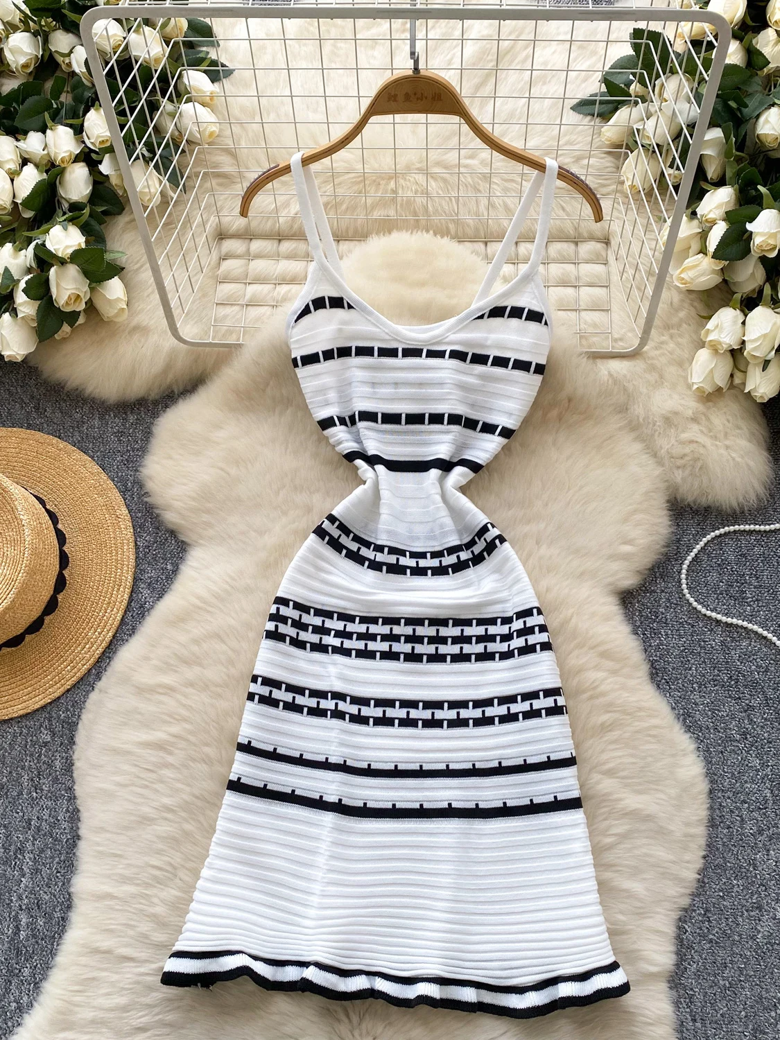 

Women's Mini Dress 2025 Summer New Fashion Striped Suspenders Slim Knitted Dress Y2k Streetwear Party Club