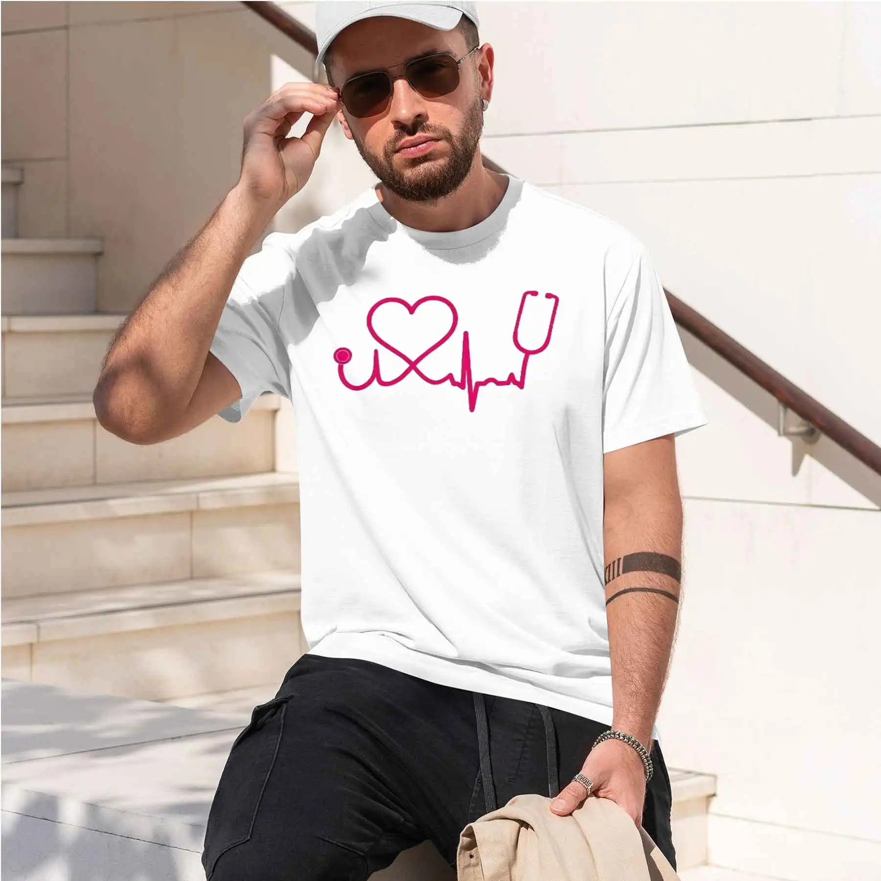 new printed T-shirt printed with  Men's Love Heartbeat Stethoscope Print Short Sleeve T-Shirt Medical Theme Casual Top