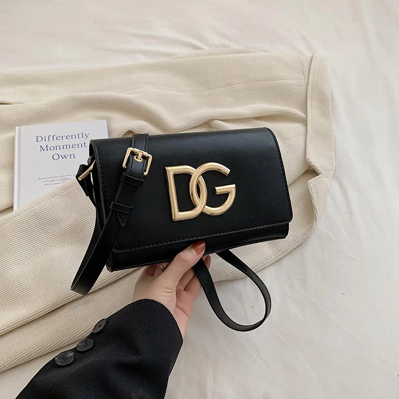 

2026 Trendy Women's Bag Crossbody Snake Print Cute Candy Color Small Purse Shoulder Bags for Women Fashion Chic Tote