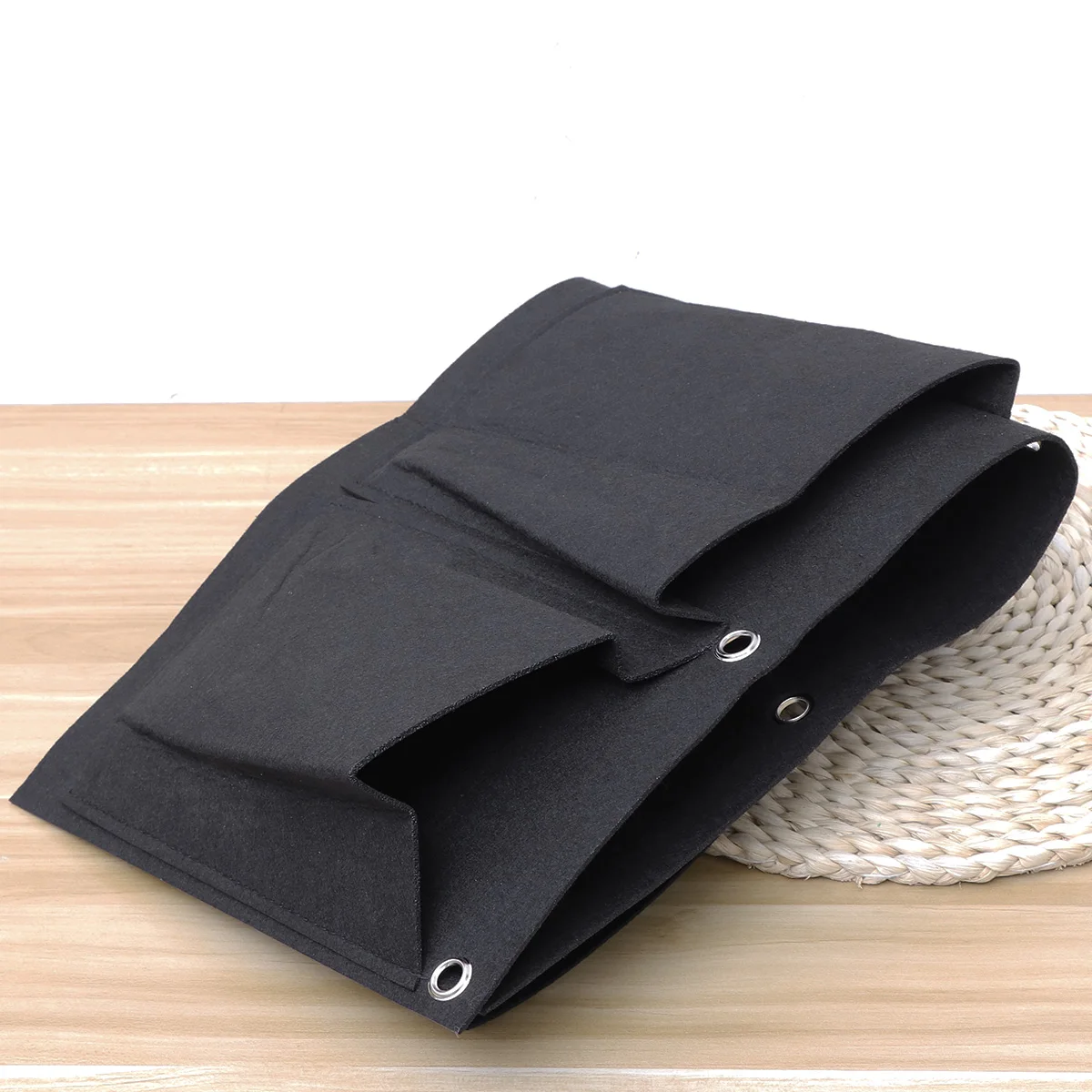 

2 PCS Wall Hanging Planting Bag Flower Pouches for Walls Pockets Indoor Garden Black Plants Planter Bags