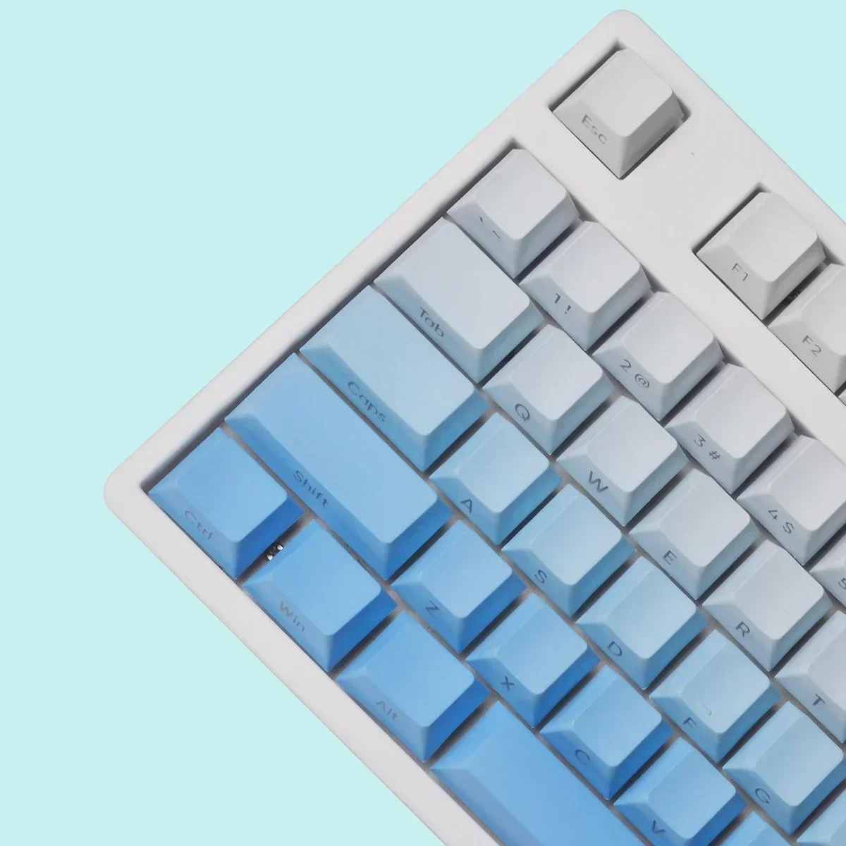 Side engraving haze sky blue gradual change theme PBT sublimation keycap 108 keys small full set of mechanical keycaps