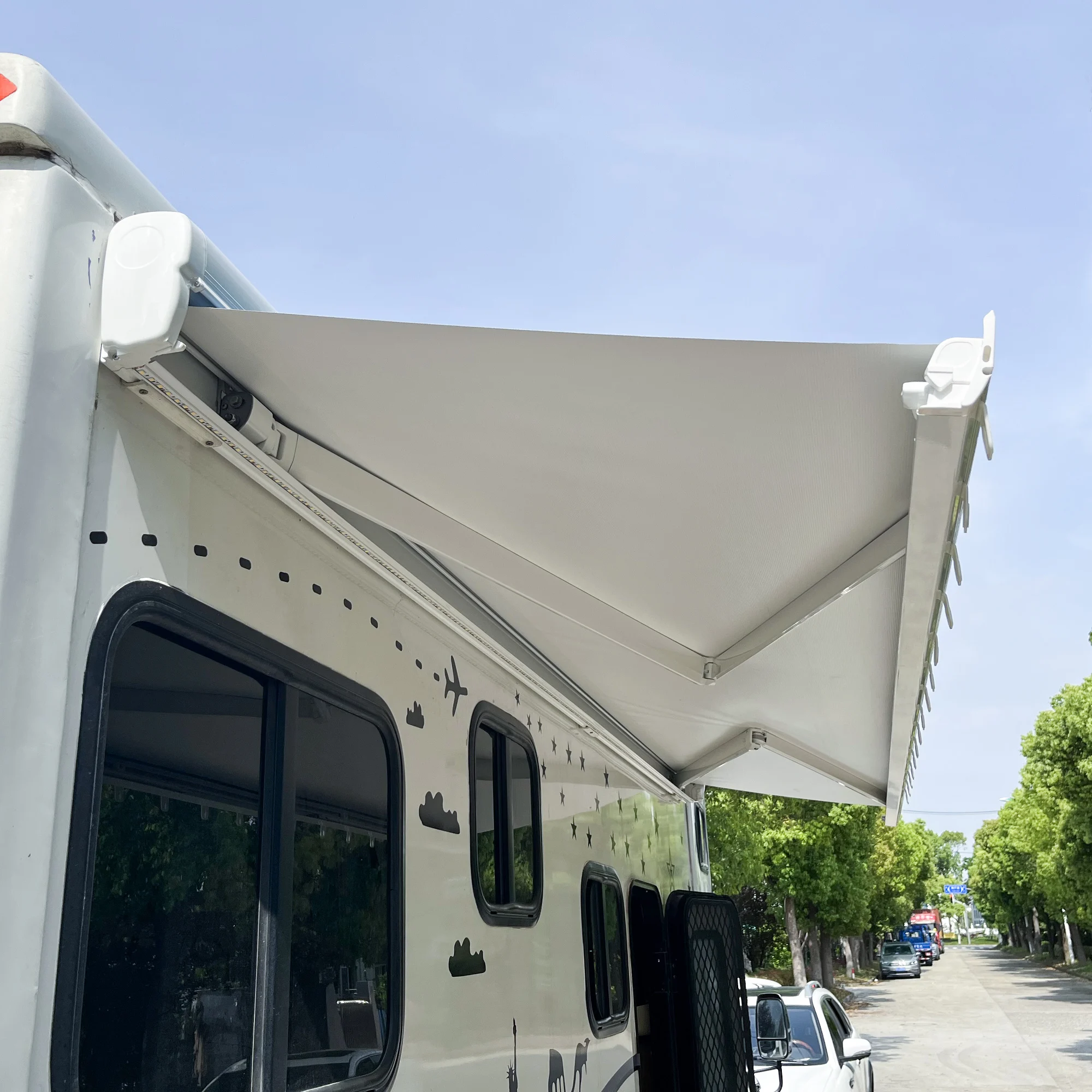 W5500 12V Power Wind Out Caravan RV Camper Van Awning Wall Mounted for Motorhomes