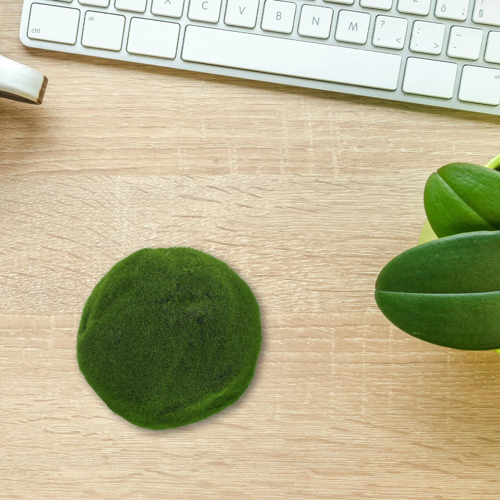 

Realistic Moss Ball Artificial Green Plant Indoor Home Decoration Window Table Centerpiece Moss Ball Display