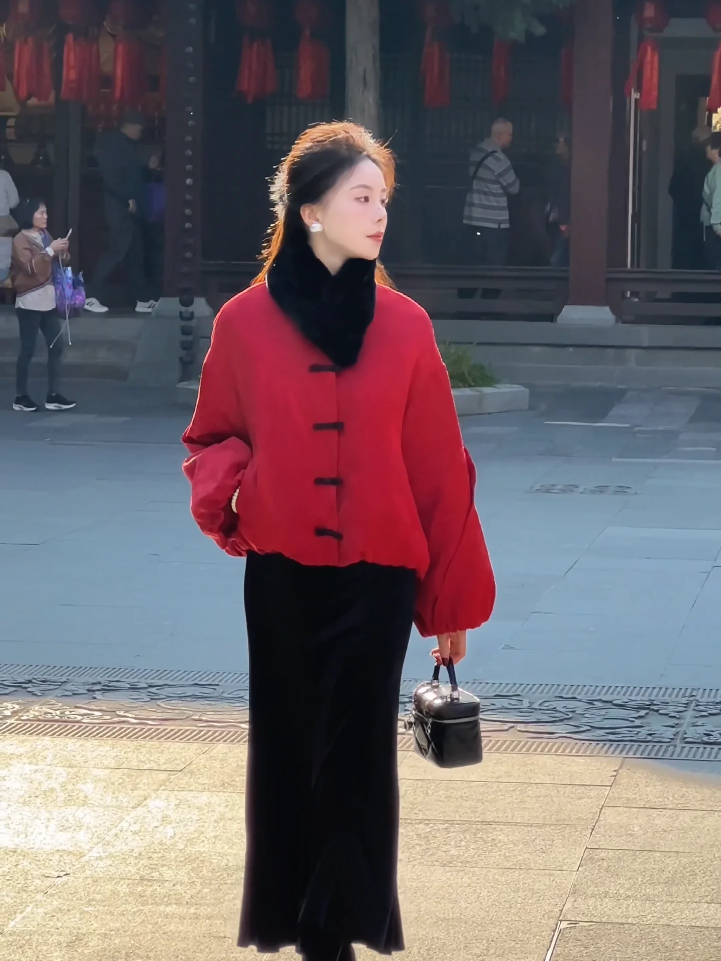 

Новая женская куртка IRIS в китайском стиле с пуговицами, 90% белый утиный пух, весна 2026, стандартный крой, теплая, с длинными рукавами