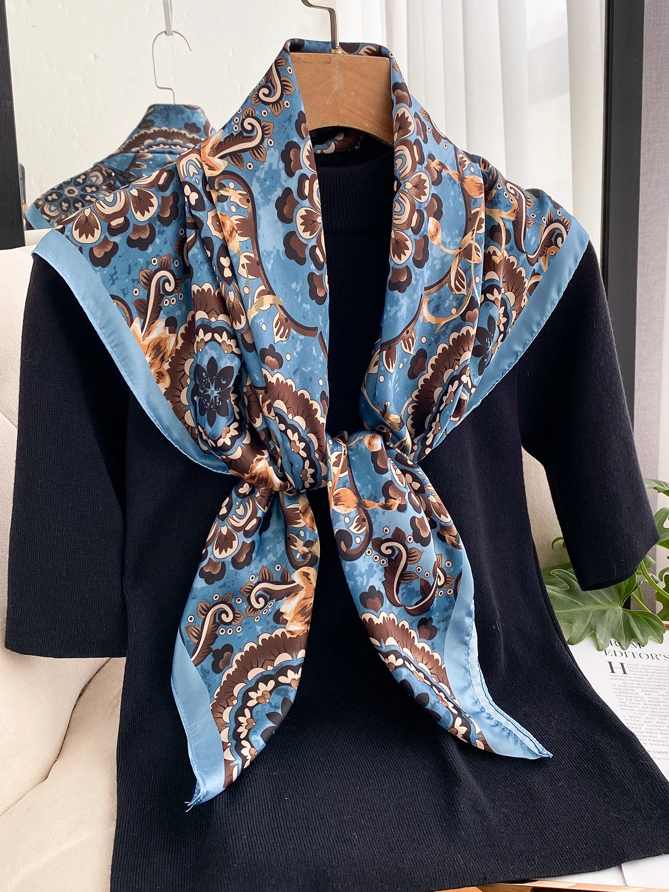 European Style Retro Printed Imitation Silk Scarf 90x90cm Square Headscarf for Women Shawls Bandana Lady Hijabs