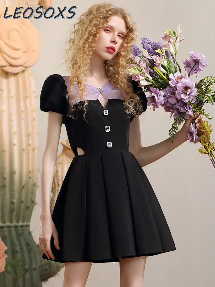 

2024 Summer Dress Women's Niche Design Mesh Stitching Hollow Elegant Graceful Cinched Slimming Short Sleeves Black Dress Lady