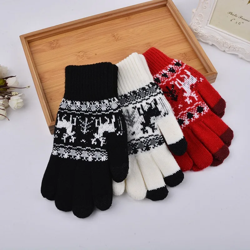 Classic Christmas Series Deer Knitted Gloves Soft and Comfortable Windproof Cold proof Touchscreen Gloves for Outdoor Activities