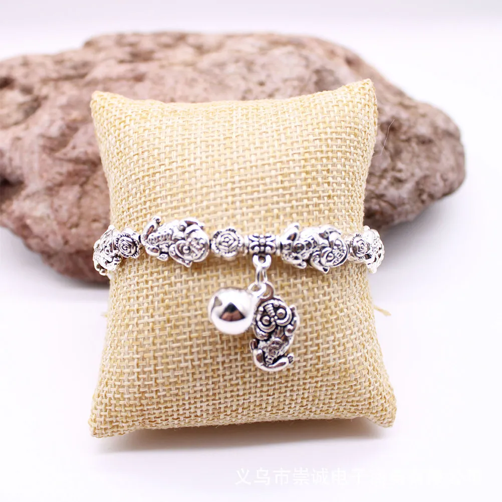 

8Pcs Mini Jewelry Display Pillow High-Grade Watch Cushion for Bracelets Watches Bangles Display Stand Stable Protective