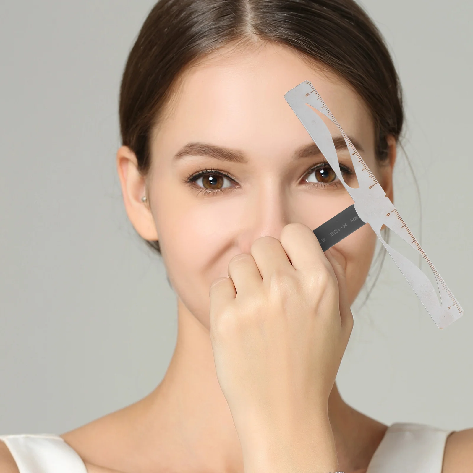 Herbruikbare wenkbrauwstencil liniaal Klassieke dame vorm driepunts positioneringsset Wenkbrauwmeetinstrument voor snelle natuurlijke wenkbrauwen