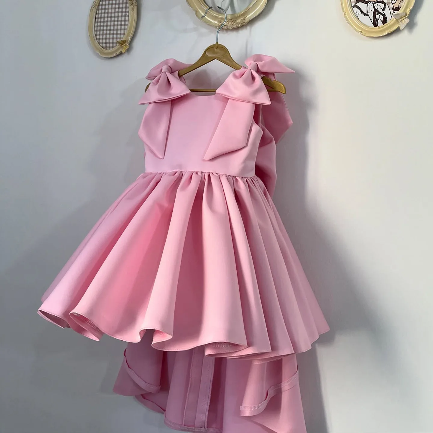 Girls Pink Color Satin Bow Shoulder Dresses Solid Color Princess Clothing Children Formal Prom Dress Dress For Birthday Wedding