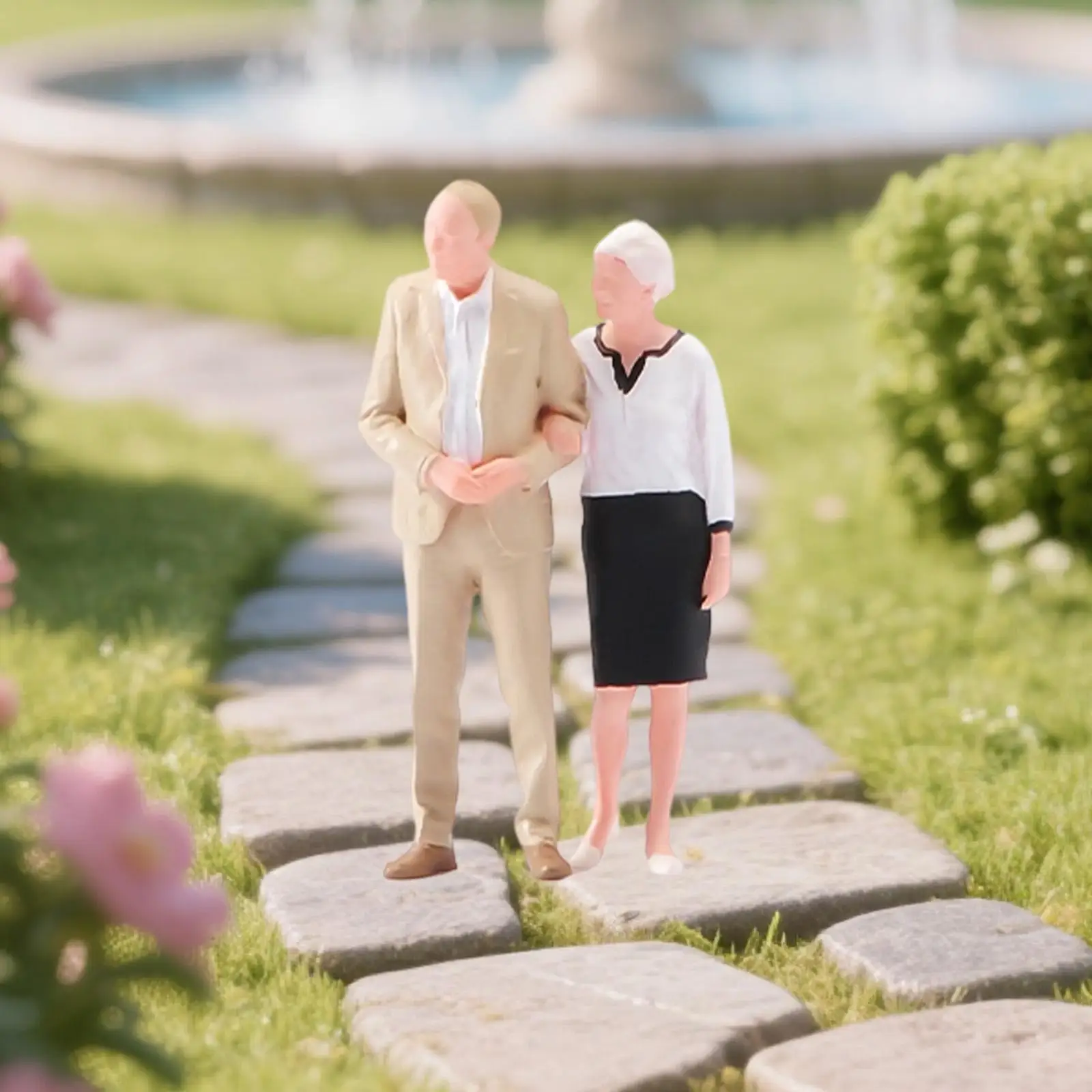 

1/64 Scale Miniature Figure Elderly Couple, Mini,Scene Props,Miniature People,Painted for Miniature Scene Ornament Decoration