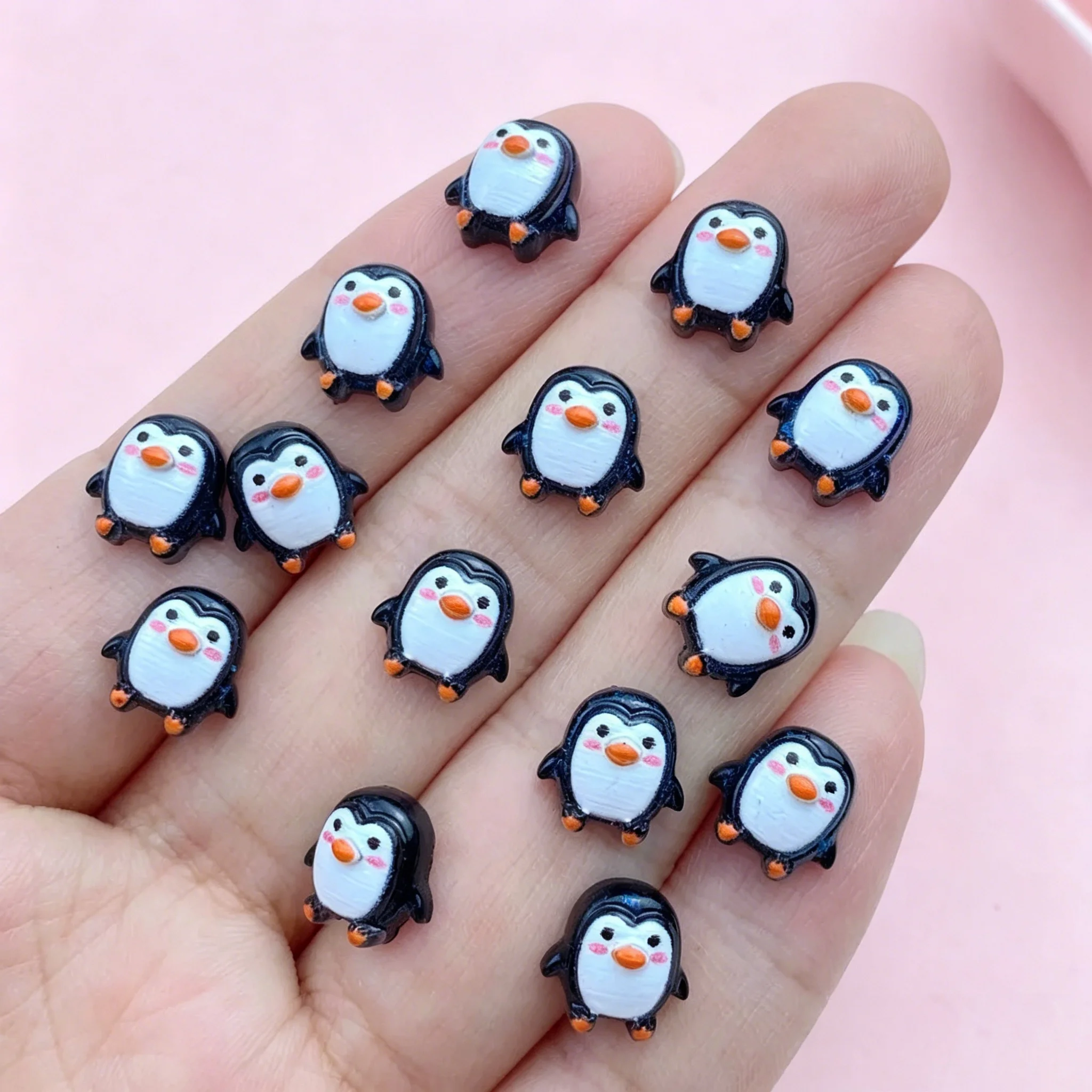 50Pcs 9mm Mini Penguin Resin Flat Back Ornaments Cartoon Design for Manicure Hair Bow Decor