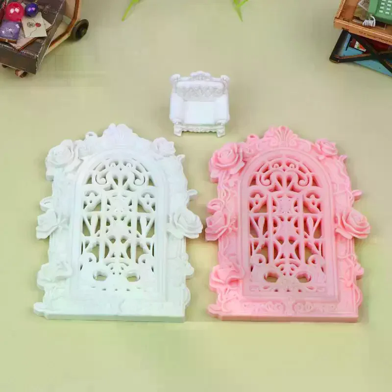 Miniature Sofa Rose Carved Window Frame Ornament Dollhouse Furniture Model Dollhouse DIY Scene Building Decor Pretend Play Toys