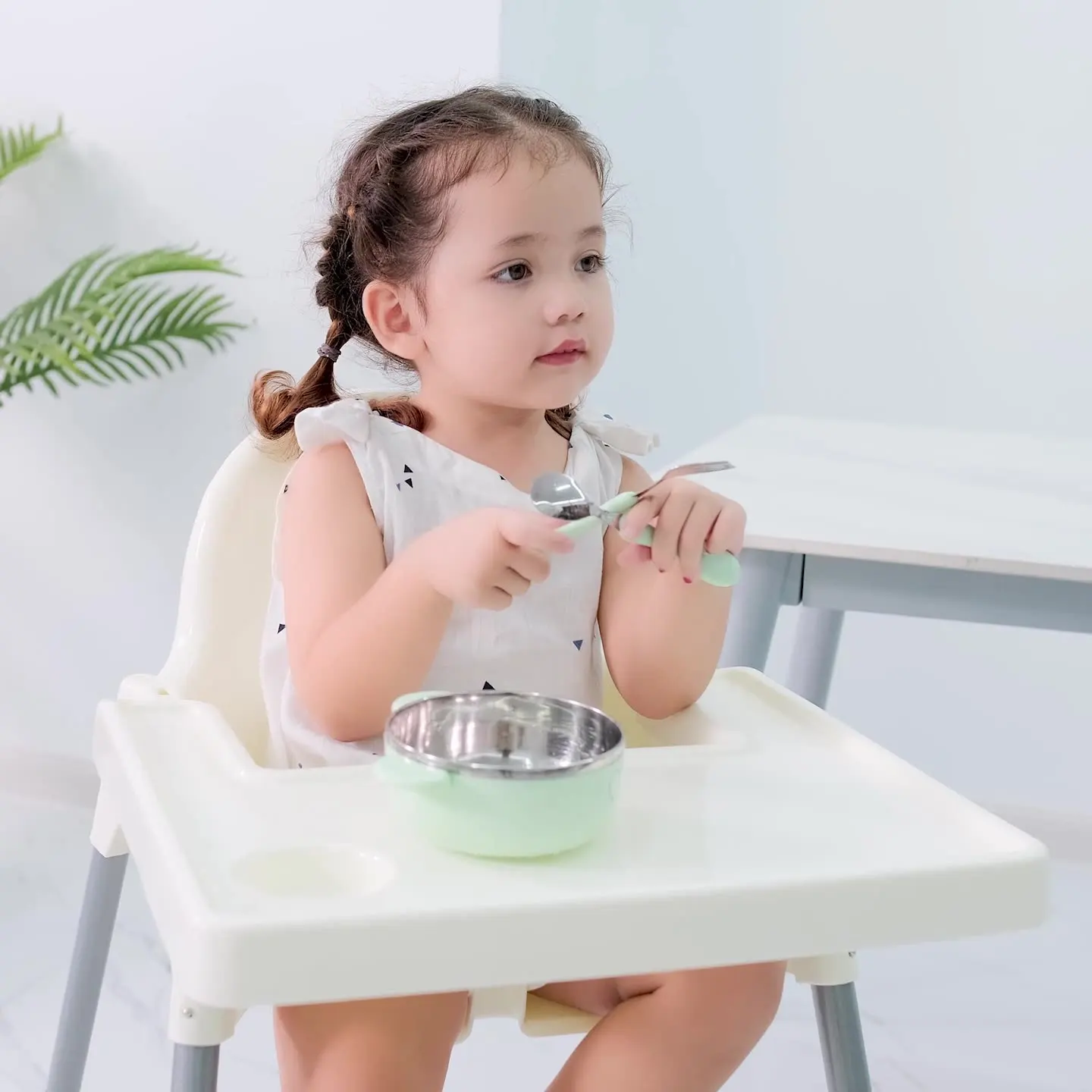 Baby Dining Chair Folding Chair Home Thickened Portable Baby Dining Seat Multi-Functional Children's Dining Table