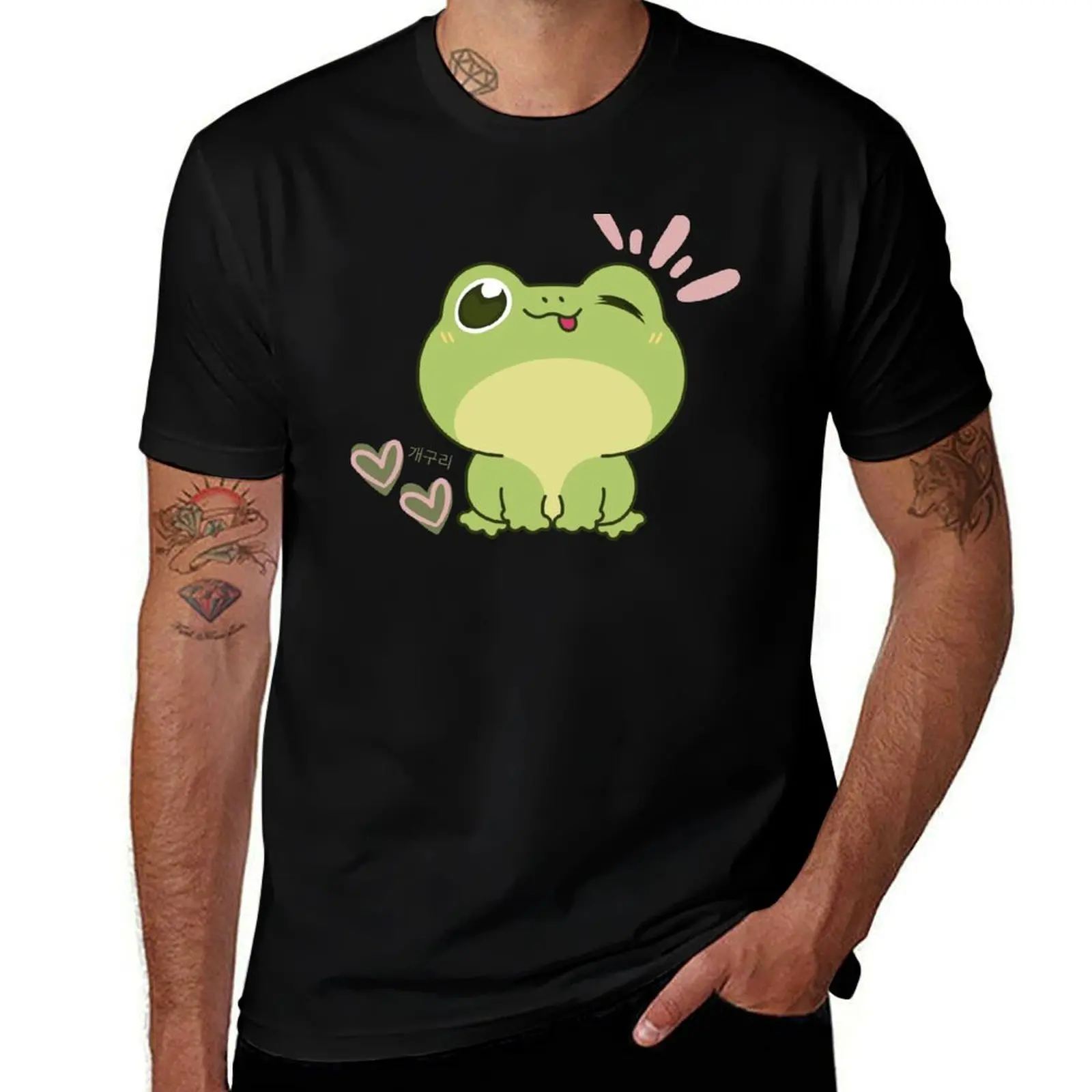 

Cute frog winking and love hearts - green T-Shirt man tshirt t shirts for man graphic vintage anime t shirts oversize T-Shirt
