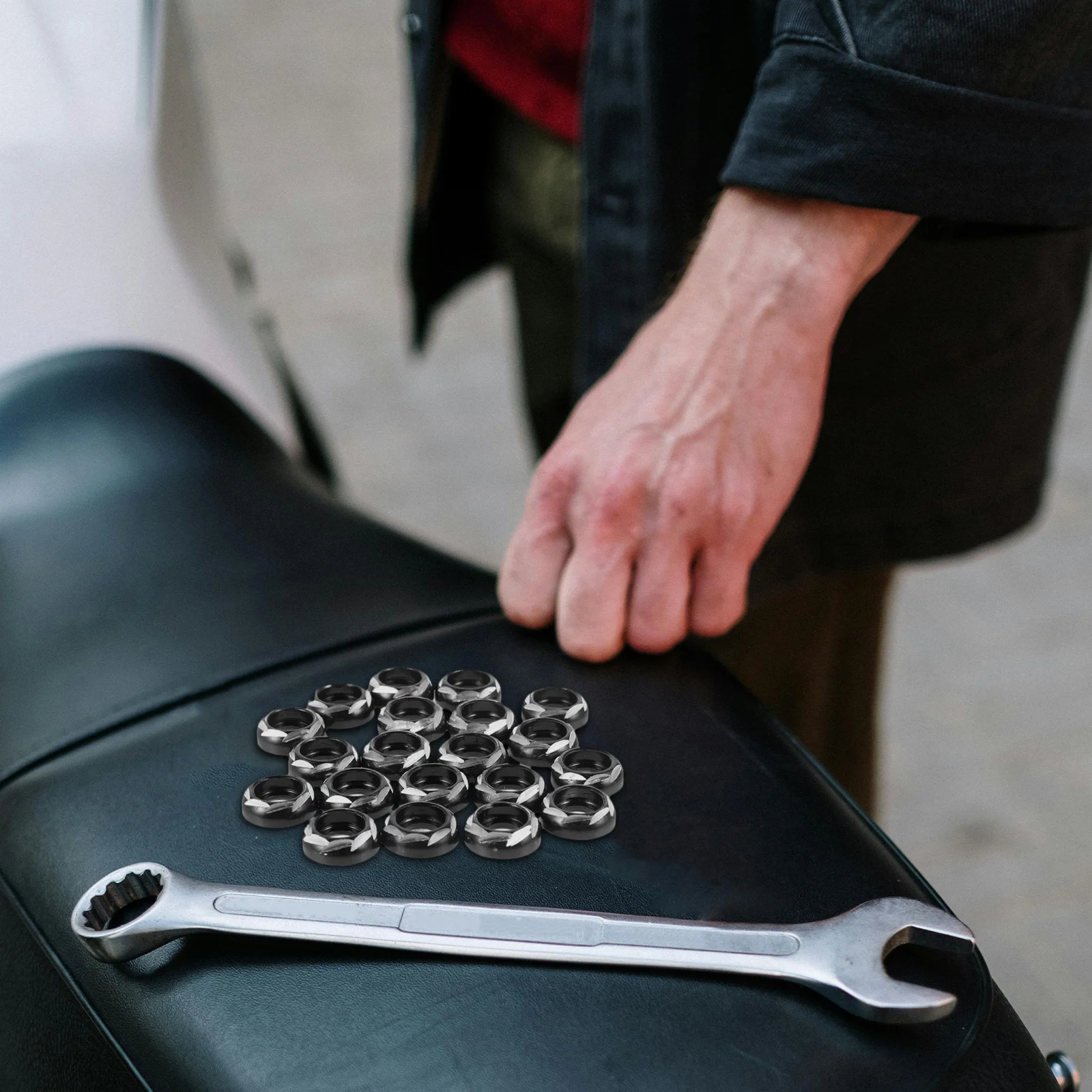 20 قطعة دراجة نارية لوحة ترخيص المسمار طوقا سبائك الألومنيوم غسالات الزخرفية للدراجات النارية تعديل الجسم الاهتزاز المستقر