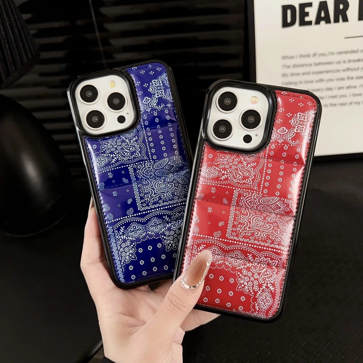 Retro The Puffer Case Red Blue Paisley Pattern Down Jacket Cover Case For iPhone 16 15 14 13 12 11 Pro Max Plus