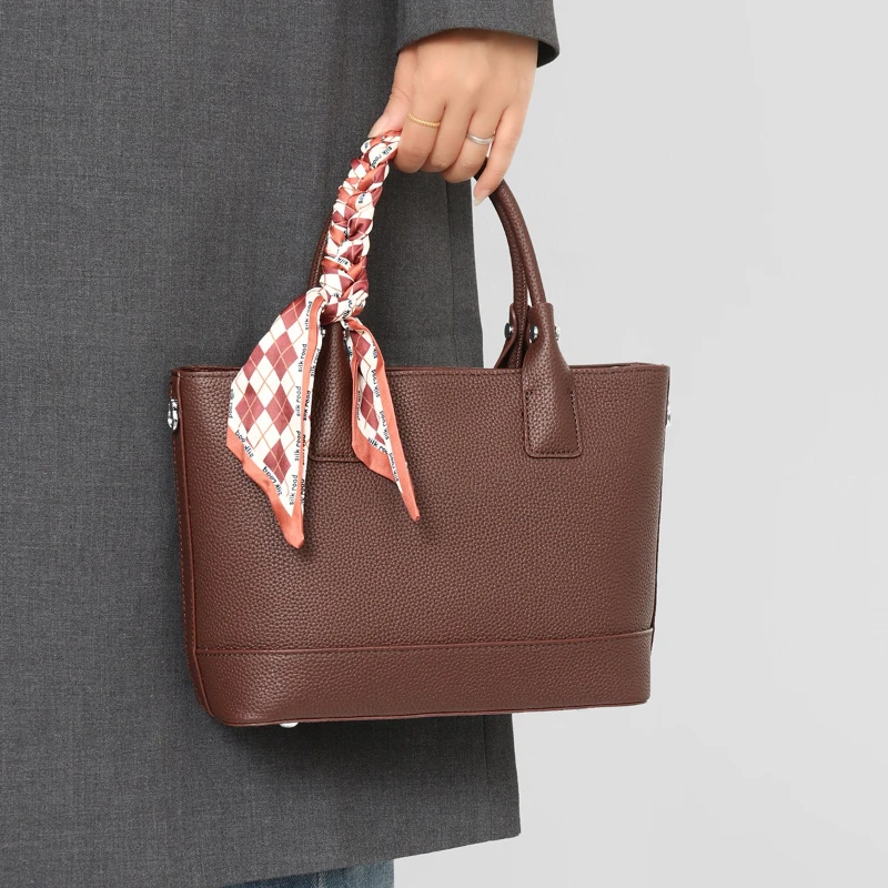 

Jonlily Women Genuine Leather Shoulder Bag Female Fashion Handbag Totes Casual Daybag Crossbody Bag Purse Commuter Bag -KG2073