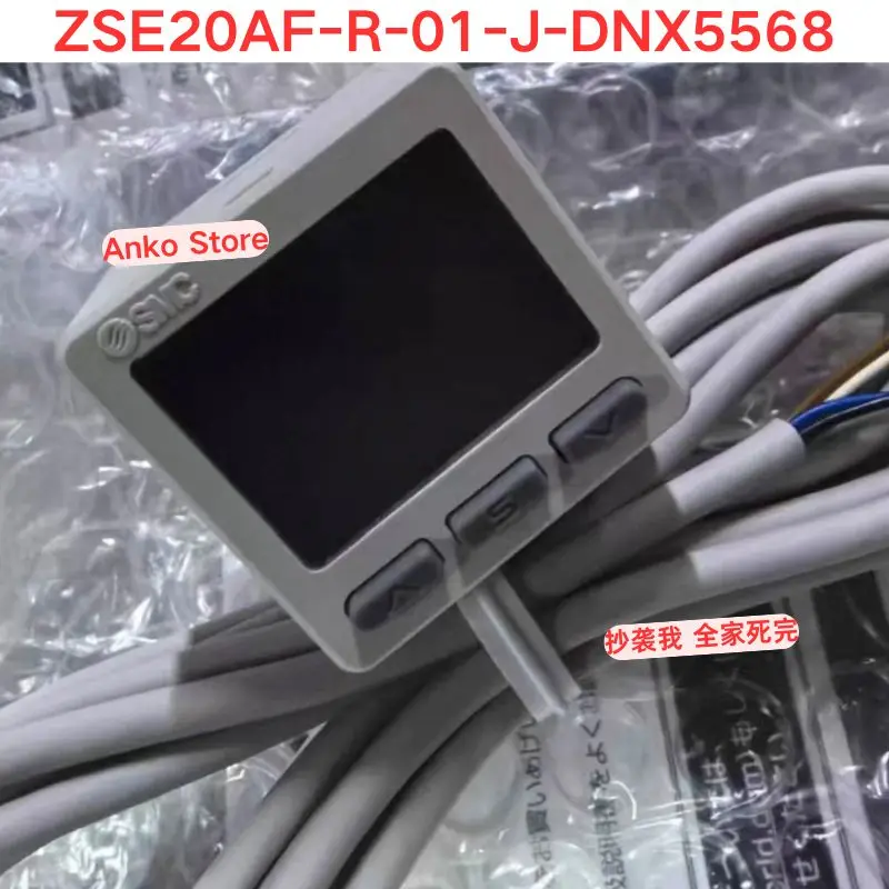 Brand-new  Original ZSE20AF-R-01-J-DNX5568 Digital Display Pressure Gauge