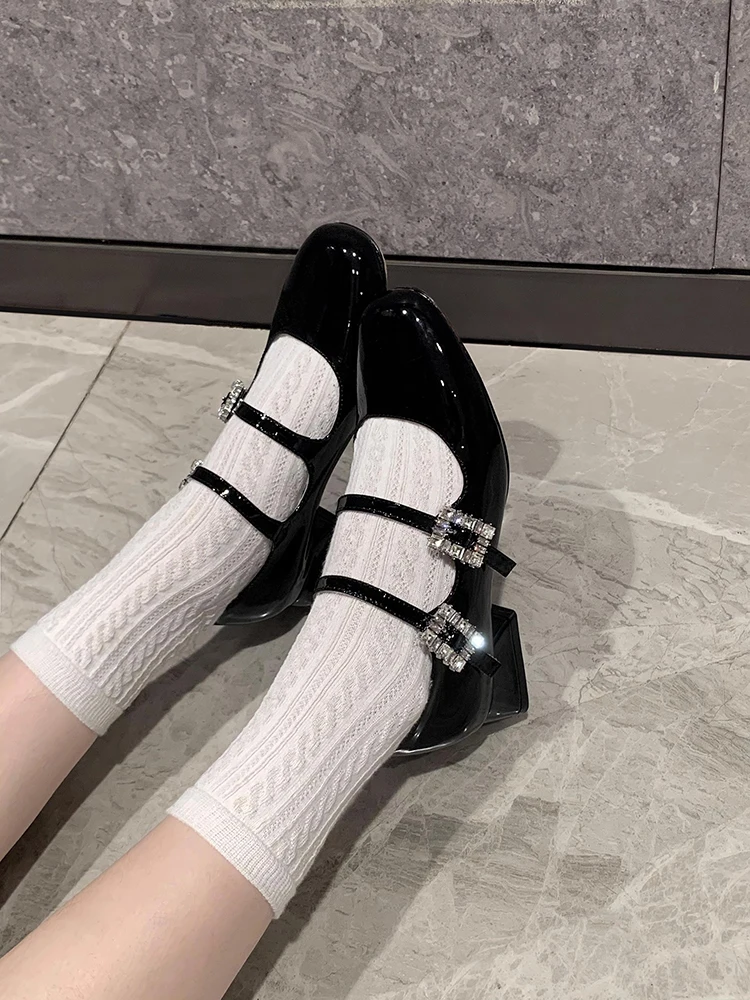 

Fashion Crystal Buckle Women Shoes Round Head Solid Female Pumps Black Cover Heel Sandals Outdoor Zapatos Mujer