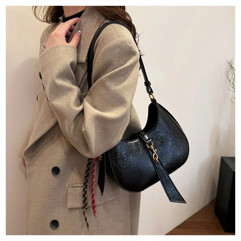 Tas Tote Wanita Mewah Terbuat Dari Kulit Premium Menampilkan Tampilan Komuter Ringan Bergaya Vintage Elegan Paris yang Mewah ​