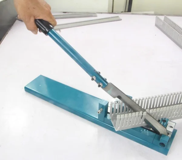 

PVC Plastic Wiring Duct Cutter Cutting Machine