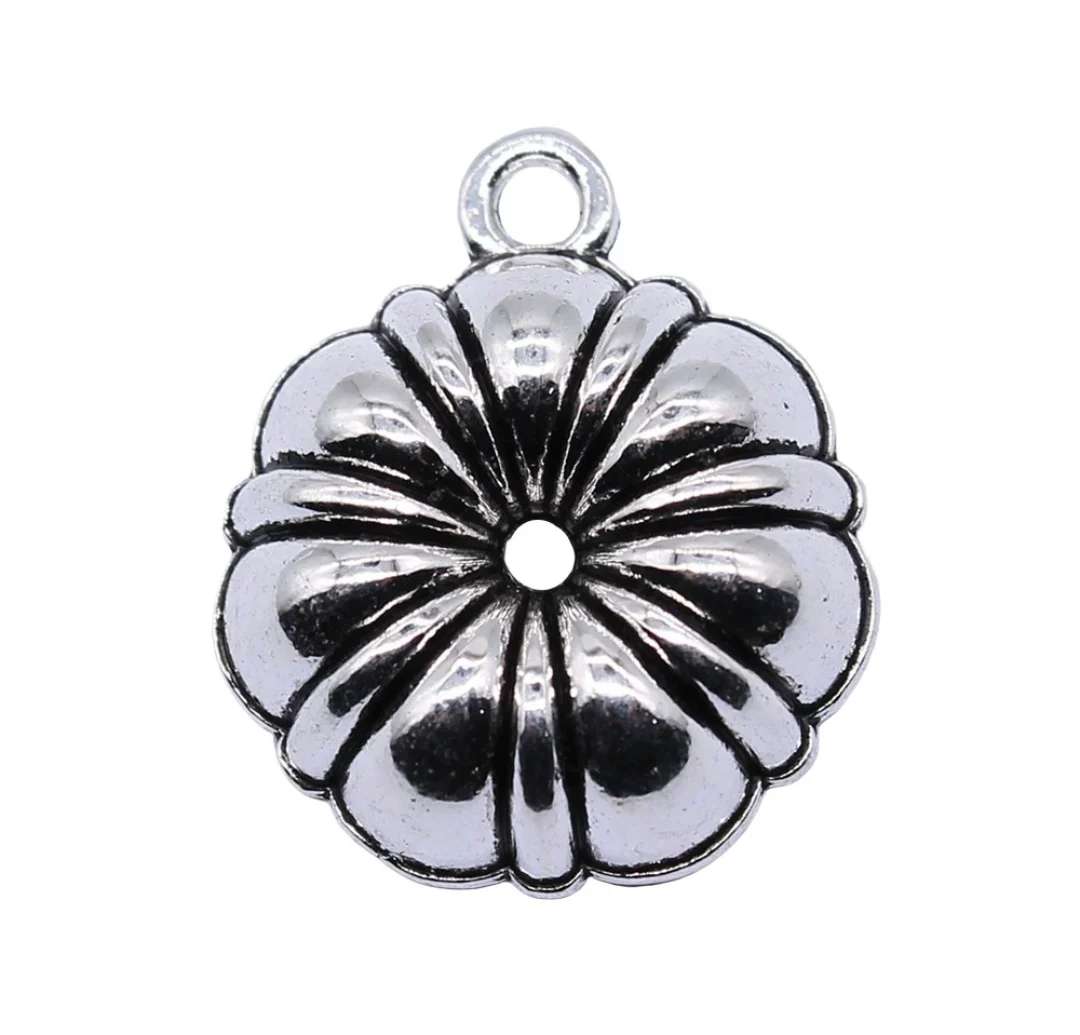 

10pcs 20x24mm Zinc alloy metal tibetan silver plated charm T0911 for jewelry making