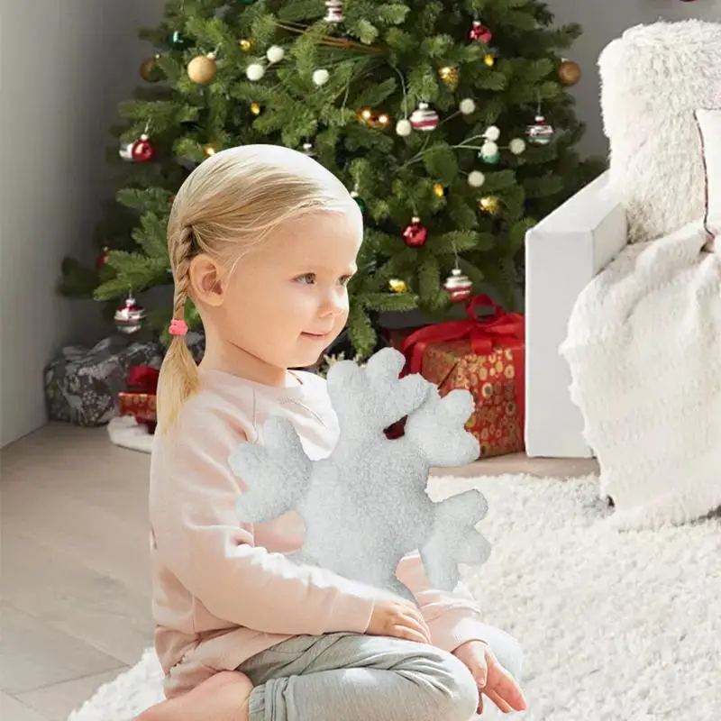 Oreiller décoratif flocon de neige pour canapé de Noël, oreillers en peluche, beurre, hiver