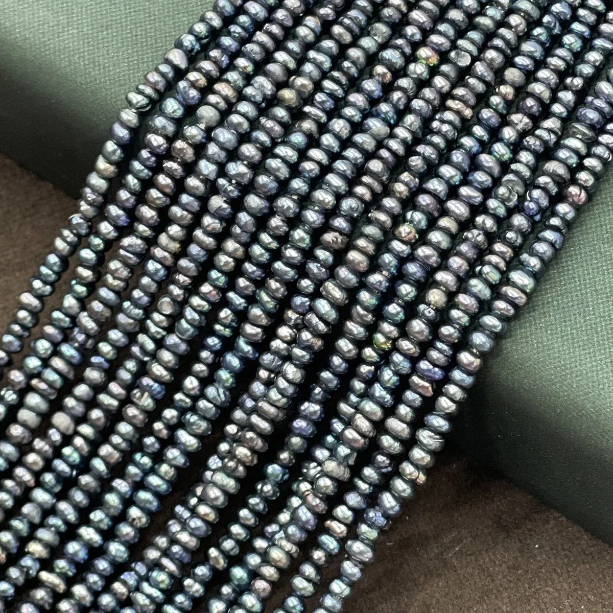 3-4mm schwarze, brötchenförmige Süßwasserperlen, 36cm Strang, flache lose Perlen für DIY-Schmuckherstellung für Halsketten und Armbänder – Detail 4
