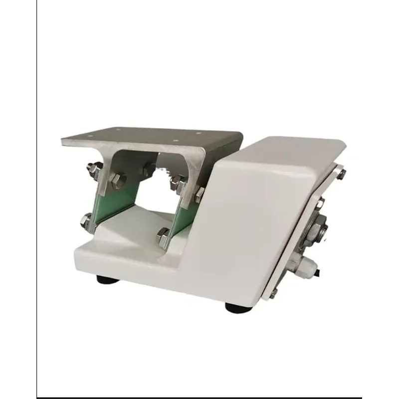 Hot saleAR Small Electromagnetic Feeder Feeder Linear Feeder Uniform Distribution Vibrating Disc Color Sorter Vibrator