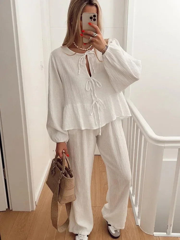 Women's white round neck long sleeved loose shirt elastic high waisted pants women's set