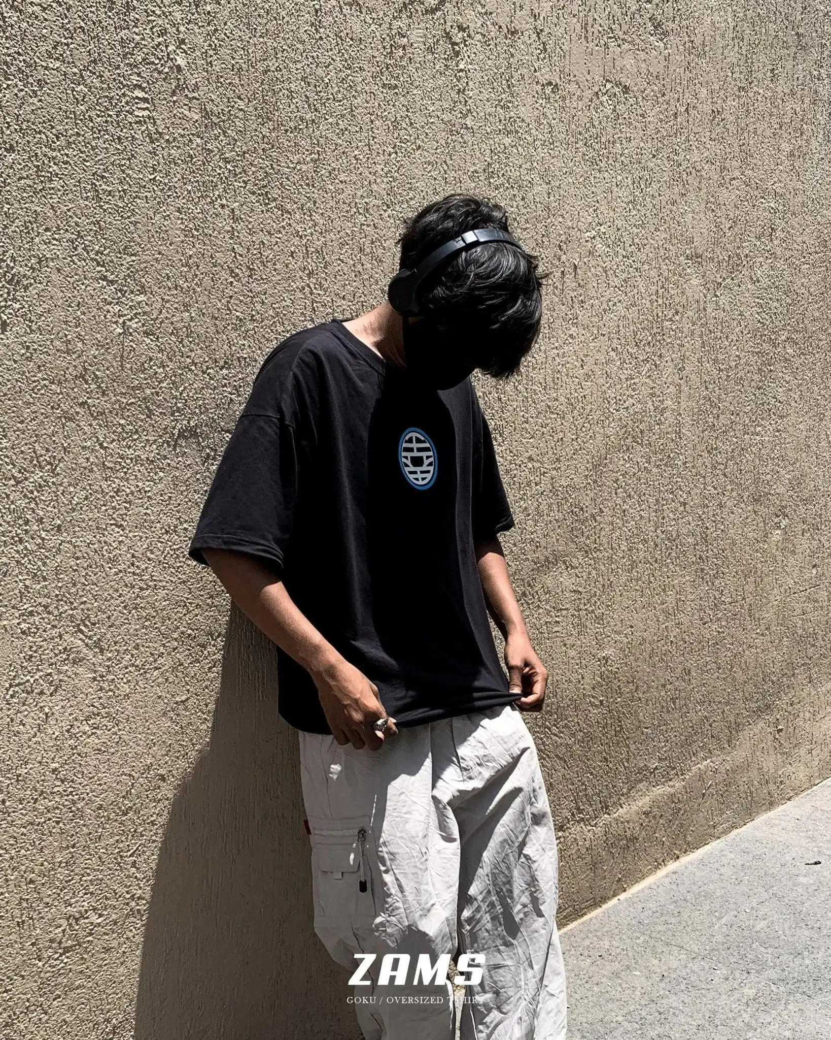 تي شيرت قطني فضفاض من Dragon Ball Z Goku للرجال 2025 ملابس صيفية مطبوعة باللون الأسود ملابس صيفية غير رسمية