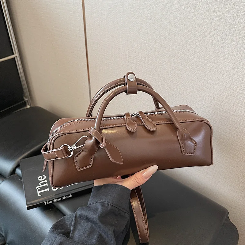 

French Retro Texture Tote Ladies Bag 2025 Summer Hundred Portable Single Shoulder Crossbody Weenie Bag Casual Work Commuter