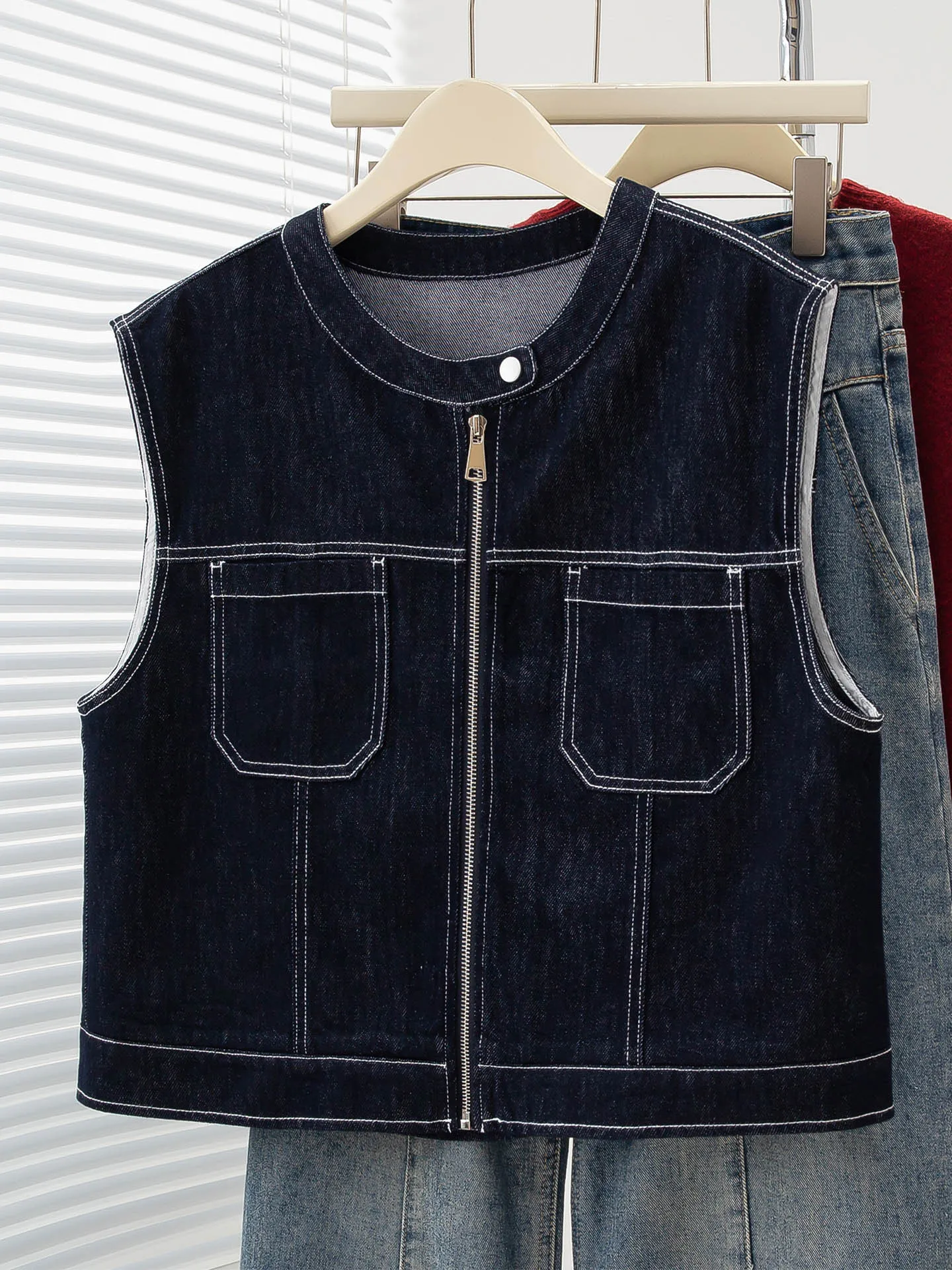 

Casual Loose round Ne Svel Denim Vest Women's Spring Faion Outerwear Ele oulder Pad Top Cotton Polyester Blend