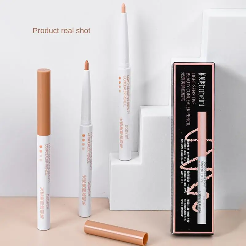 Korektor do brwi w sztyfcie Naturalny nawilżający korektor w ołówku Spot Cienie pod oczami Niewidoczne pory Wodoodporny makijaż twarzy