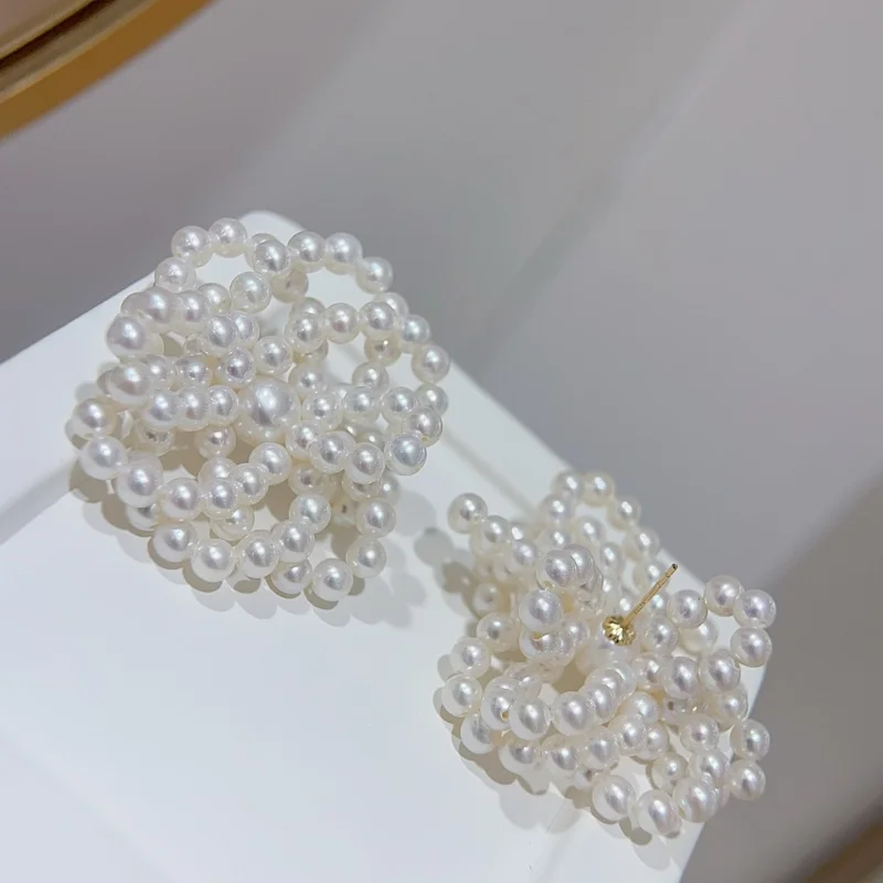 

SGARIT Real 18K Gold Natural Pearl Earrings Au750 Stud Earrings Hand Woven Flower Anti-Allergy Earrings for Women