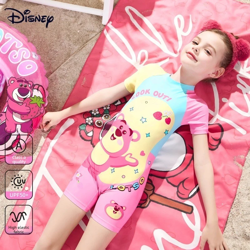 

Новый детский купальник Disney для маленьких детей, цельный милый быстросохнущий купальник с защитой от солнца для девочек, идеально подходит для развлечений в бассейне и пляжных поездок