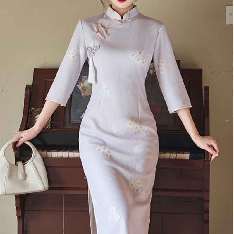 women-lace-satin-qipao-sexy-embroidery-cheongsam-mid-length-evening-party-dress-tassel-mandarin-collar-vestidos-plus-size-3xl