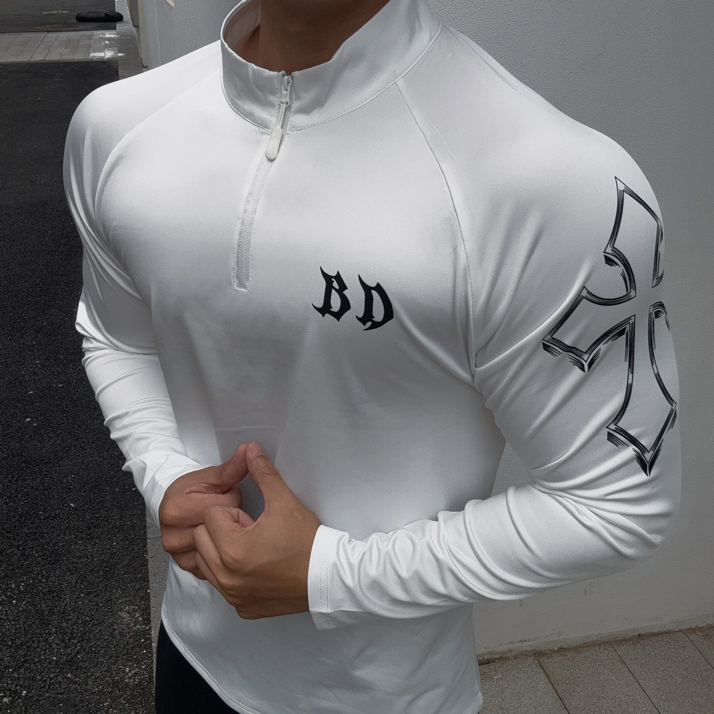 اللياقة البدنية تي شيرت طويل الرجال تمتد التجفيف السريع اللياقة البدنية دعوى الربيع والخريف منتج جديد تشغيل نصف سستة الدراجات تي شيرت