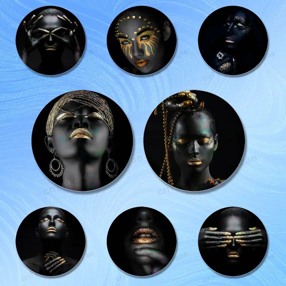 

Black Skin Golden Makeup Round Cosplay Pin Bag Decor Fans Collect Friends Gifts Brooch Souvenir Badges 25 32 44 58 75 mm