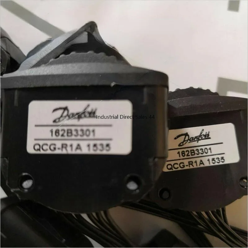 

Danfoss 162B3301 QCG-R1A 1535 switch