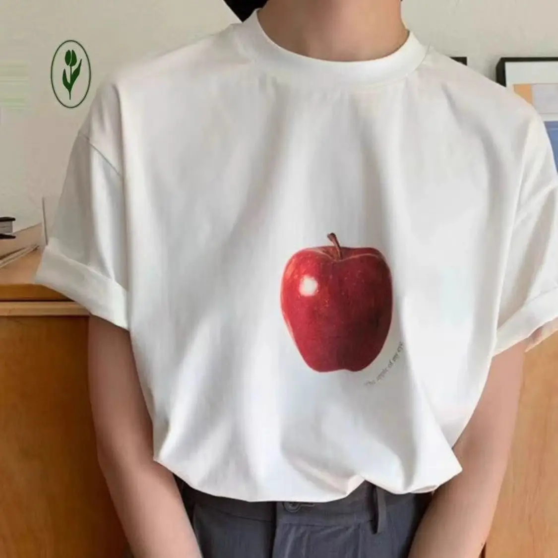 

Fashionable Ins Personalized Street Pure Cotton Apple Printed T-shirt in Summer American New Retro Y2k Design Niche Tops